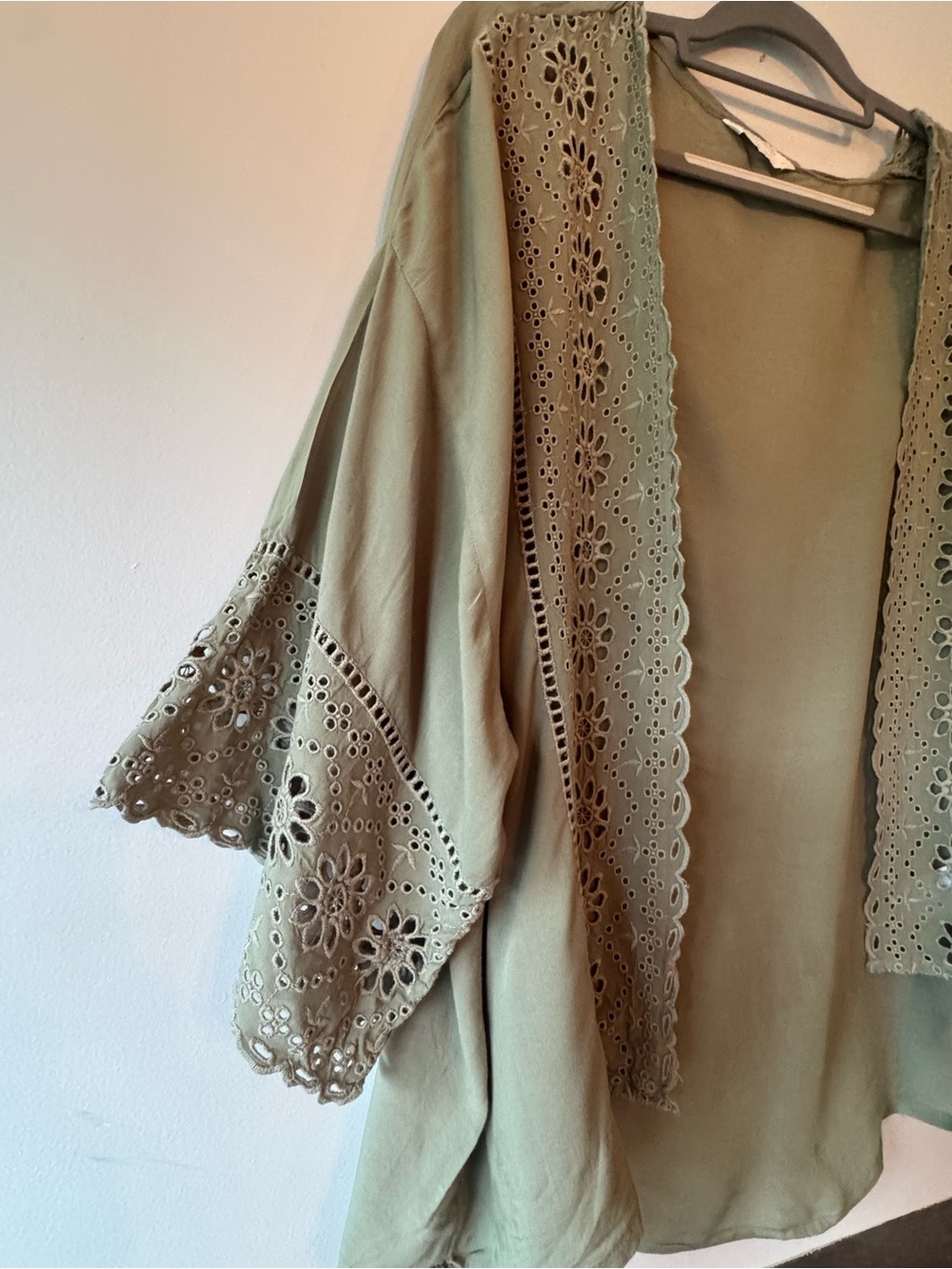 Lucky Brand Olive Green Eyelet Kimono Jacket OS EUC - Picture 3 of 5